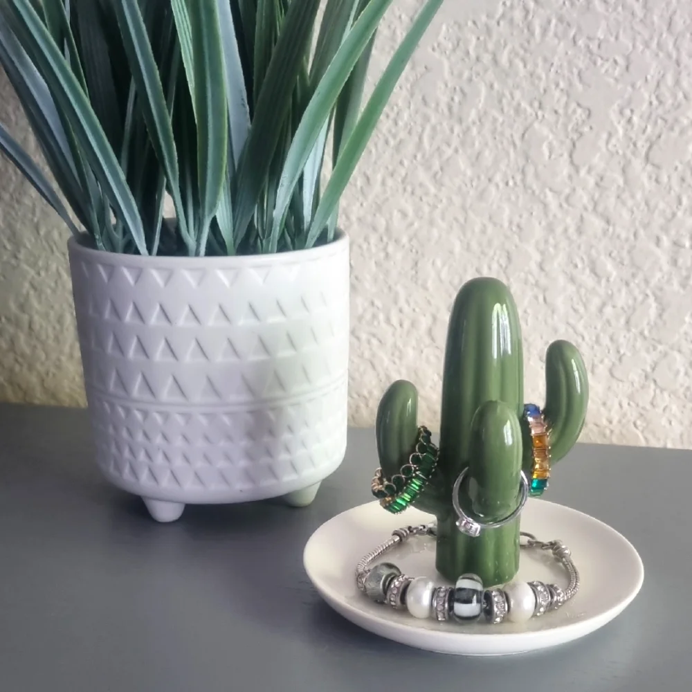 Michaels Green Cactus Jewelry Organizer